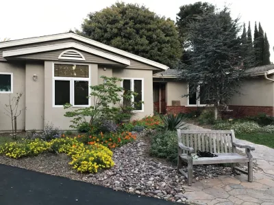 Encinitas naturalistic front yard — Landscape Design project by Groundswell Landscaping in Encinitas