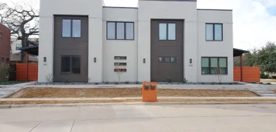 Modern but rooted in Texas by Happy Gardens