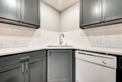 Flores Renovations LLC - Countertop Installation Services in Oklahoma City, OK