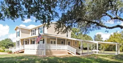 Contemporary Farmhouse Design — Home Renovation & Remodeling Services project by Davis Custom Builders Of Texas