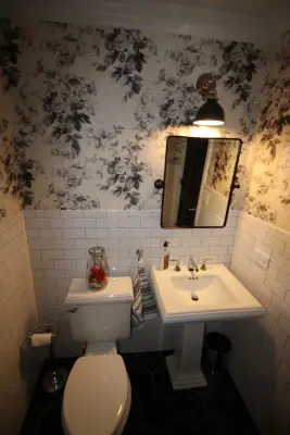 Dressing Room by Fredenhagen Remodel & Design