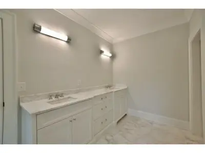 Pasadena, CA Bathroom Renovation by Goldenline Remodeling