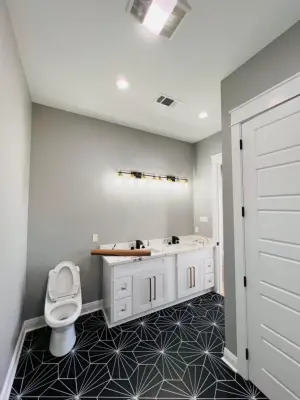 BATHROOM RENOVATIONS by Layth's Construction