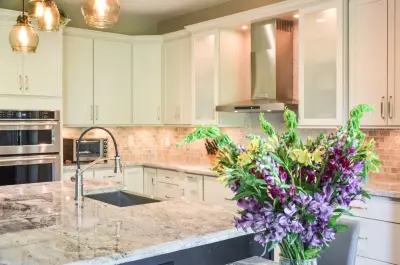 BAY HARBOR by KabCo Kitchens