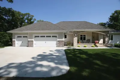 Dave Erwin Construction, Inc. - Custom Home Builders in Battle Lake, MN