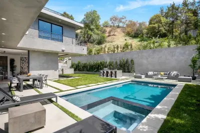 Silver Hammer Builders - Landscape Design in Los Angeles, CA