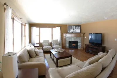 Puyleart Brothers Construction, LLC - Carpentry & Woodworking in Green Bay, WI