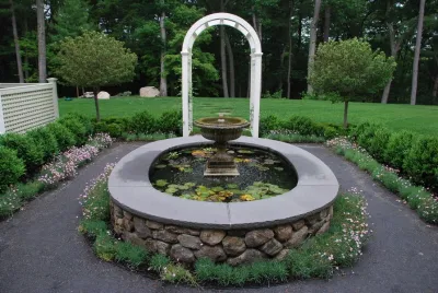Alden Laurel - Landscape Construction in Lincoln, MA
