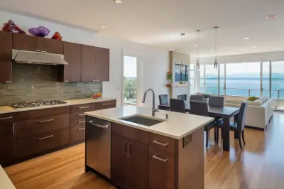 Azure Summit by Dyna Builders