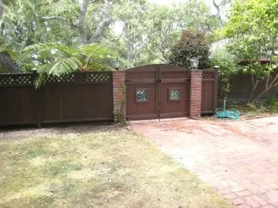 Entrances, Barriers, and Enclosures by Kiwi Woodworks