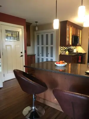 Michelle Voudrie - Lowe's of North Springfield, IL - Countertop Installation Services in Springfield, IL