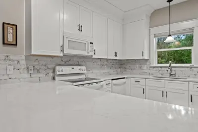 Welcome Home / Destin Discount Granite & Cabinets - Countertop Installation Services in Destin, FL