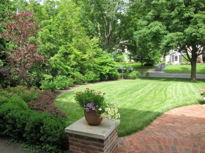 Front Yard Make Over — Landscape Design project by Jacobs Grant Design Ltd