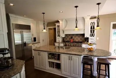 Traditional full overlay kitchen by Walters Cabinets, Inc.