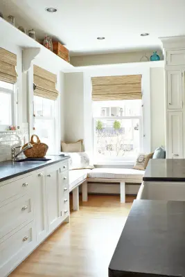 Seaside White Cuisine by Dovetailed Kitchens