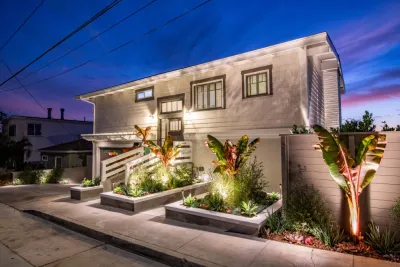 Ava Ave, — Landscape Design project by Jds Outdoor Designs in Hermosa Beach