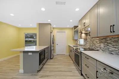 Laura Scott - S & W Kitchens - Custom Cabinets & Cabinetry in Melbourne, FL