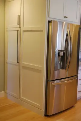 Modern Pinecrest Kitchen by Eleet Fine American Cabinetry