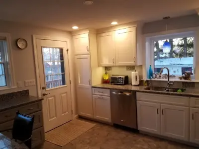 Interstate Custom Kitchen & Bath INC. - Countertop Installation Services in Chicopee, MA