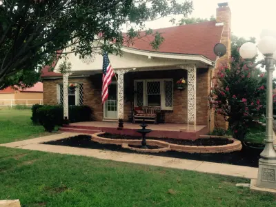 Strong Tower Homes, LLC - Bathroom Remodeling in Tahoka, TX
