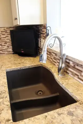 Cabinet-S-Top - Bathroom Remodeling in Medina, OH