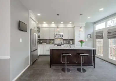 Crysalis Award Recipient 2015 - Dunn Loring Transitional Kitchen by Foster Remodeling Solutions, Inc.