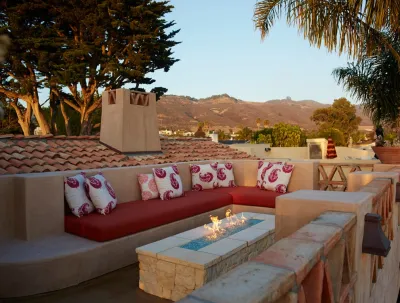 Beach Mediterranean — Landscape Design project by Jeffrey Gordon Smith Landscape Architecture