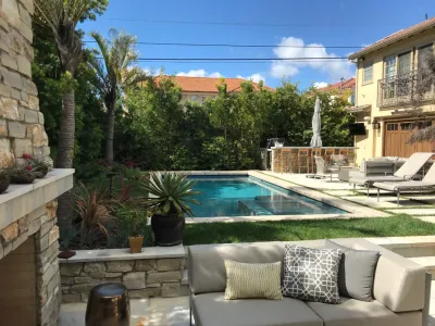 Beverly Hills — Landscape Design project by Jeremy Taylor Landscapes in Beverly Hills