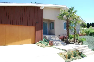 Jeremy Taylor Landscapes - Drought-Resistant Lawn Installation in Venice, CA