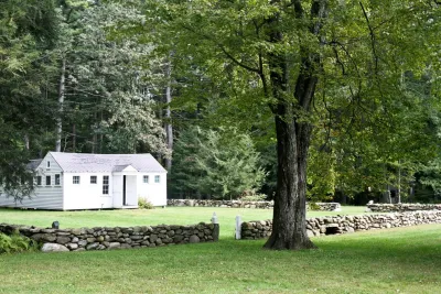 Blue Bird Hill Farm — Landscape Design project by John De Lellis Gardens