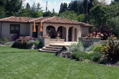 Jolee Horne Landscape Design - Outdoor Lighting Installation in Palo Alto, CA