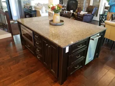 Randall Cabinets & Design, Inc. - Countertop Installation Services in Wapella, IL