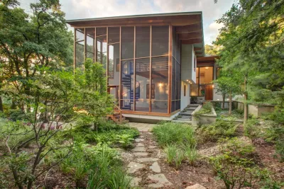 Contemporary Woodland, Boston Area — Landscape Design project by Julie Moir Messervy Design Studio (JMMDS)