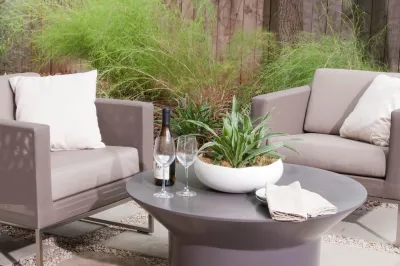 Los Angeles Contemporary Patio by June Scott Design