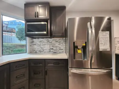 Roma General Contractor LLC - Flooring Installation Services in Auburn, WA