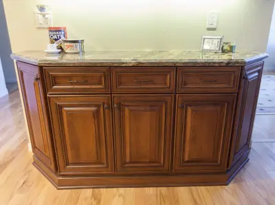 Dynasty, Artesia, Cherry, Nutmeg/Onyx II by Kitchens Etc. Of V.C.