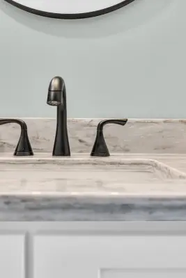 Eagle Point-Bath II by Anna Kennedy With MBS Interiors