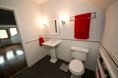 Edwardsville Heritage Master Bathroom by J.T. McDermott Remodeling