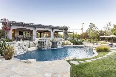 Los Altos Hills Estate — Landscape Design project by Karen Aitken And Associates