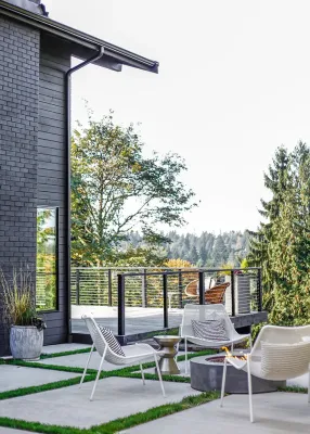 425 magazine’s 2015 Northwest Idea House — Landscape Design project by Karen Stefonick Design
