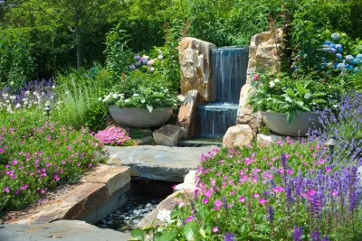 Verbena — Landscape Design project by Katherine Field And Associates in Newport