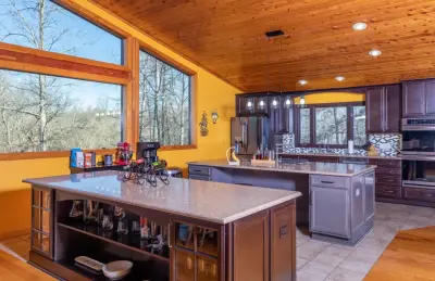 Lake Wylie, SC Kitchen Renovation — Kitchen Remodeling project by 7 Day Kitchens