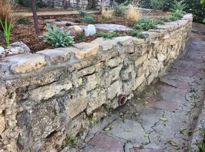 Ancient Walls Aesthetic — Landscape Design project by Ketti Kupper Conscious Life Design in Los Angeles