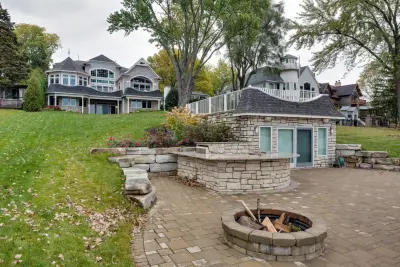 Crest Homes RE & Building Co., LLC - Landscape Design in Clarkston, MI