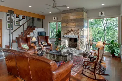 Blue Horse Building & Design - Custom Home Builders in Dripping Springs, TX