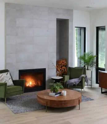 Lakeside Family Getaway by Meiste Homes