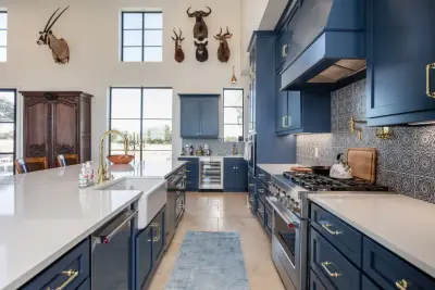 Outland Hill Country LLC - Custom Home Builders in Kerrville, TX