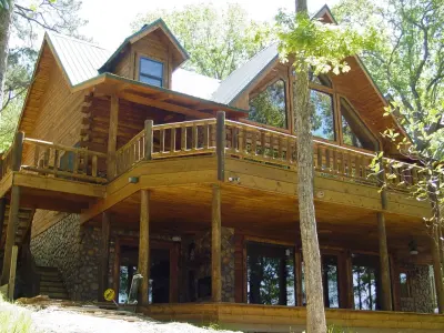 Newton Log Homes Construction - Deck Building & Repair in Newton, TX