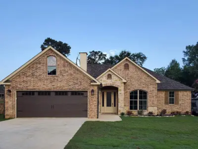Longview Capstone Homes - Interior Design & Decorating in Diana, TX