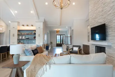 Custom Home Inspired by Lowcountry Malabar by LifeStyle Homes, Inc.